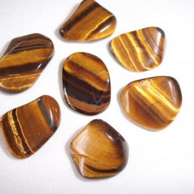 Sélection de quelques pierres roulées et galets